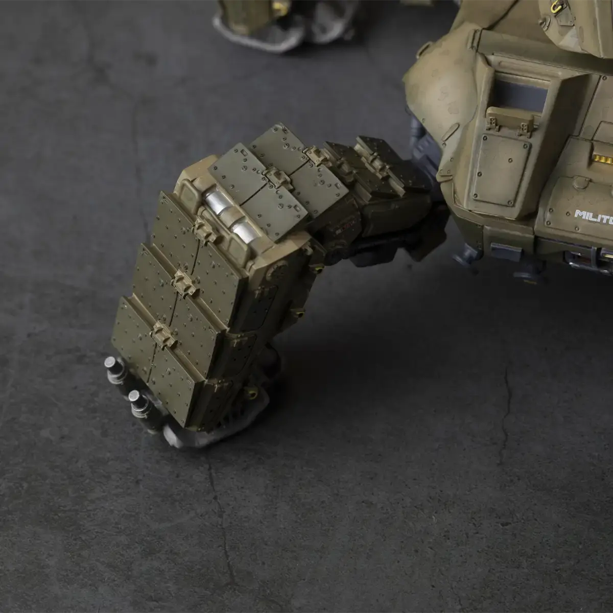 Cyberpunk 2077 Phantom Liberty Chimera Statue | Game Legends